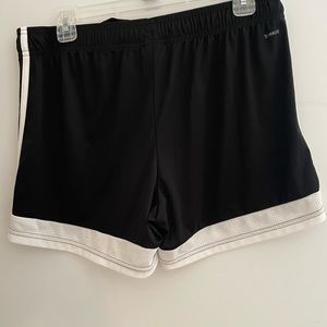 Athletic shorts